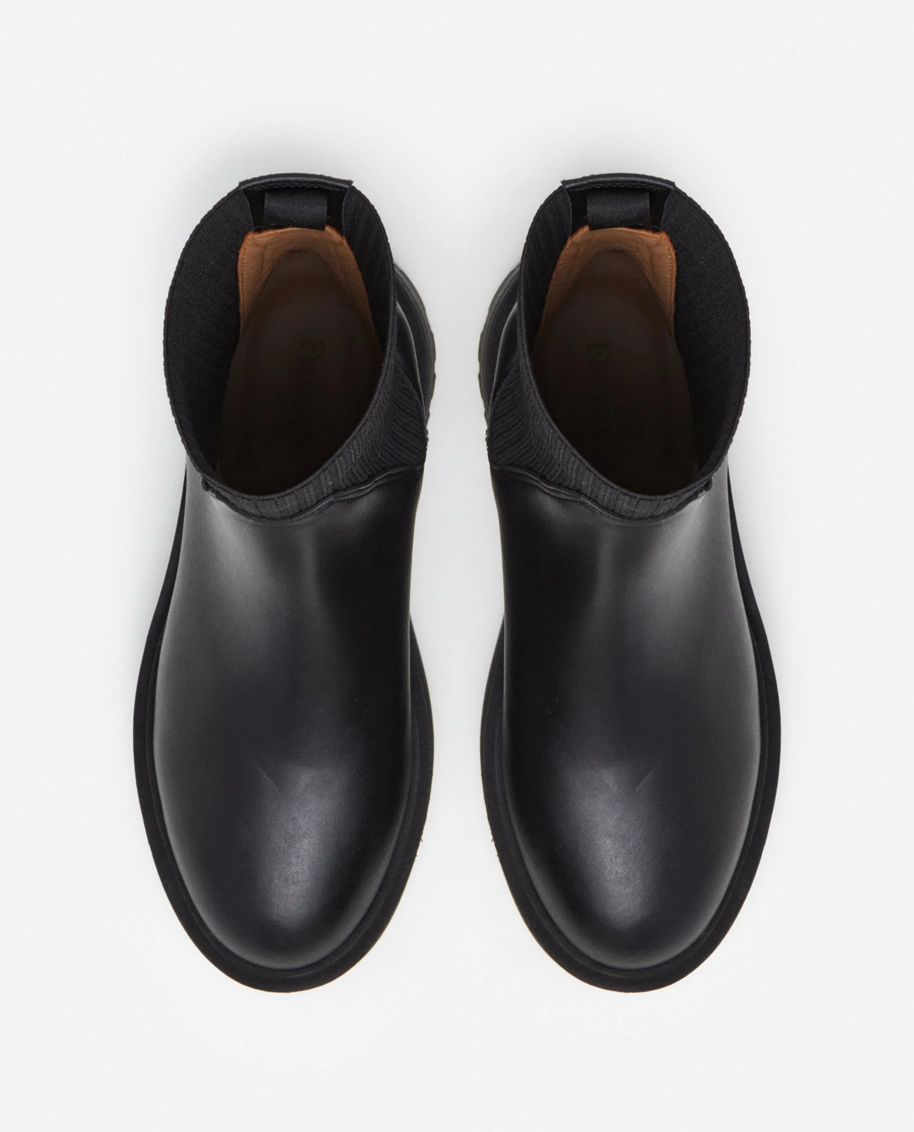 Aurora Leather Black - Image 4