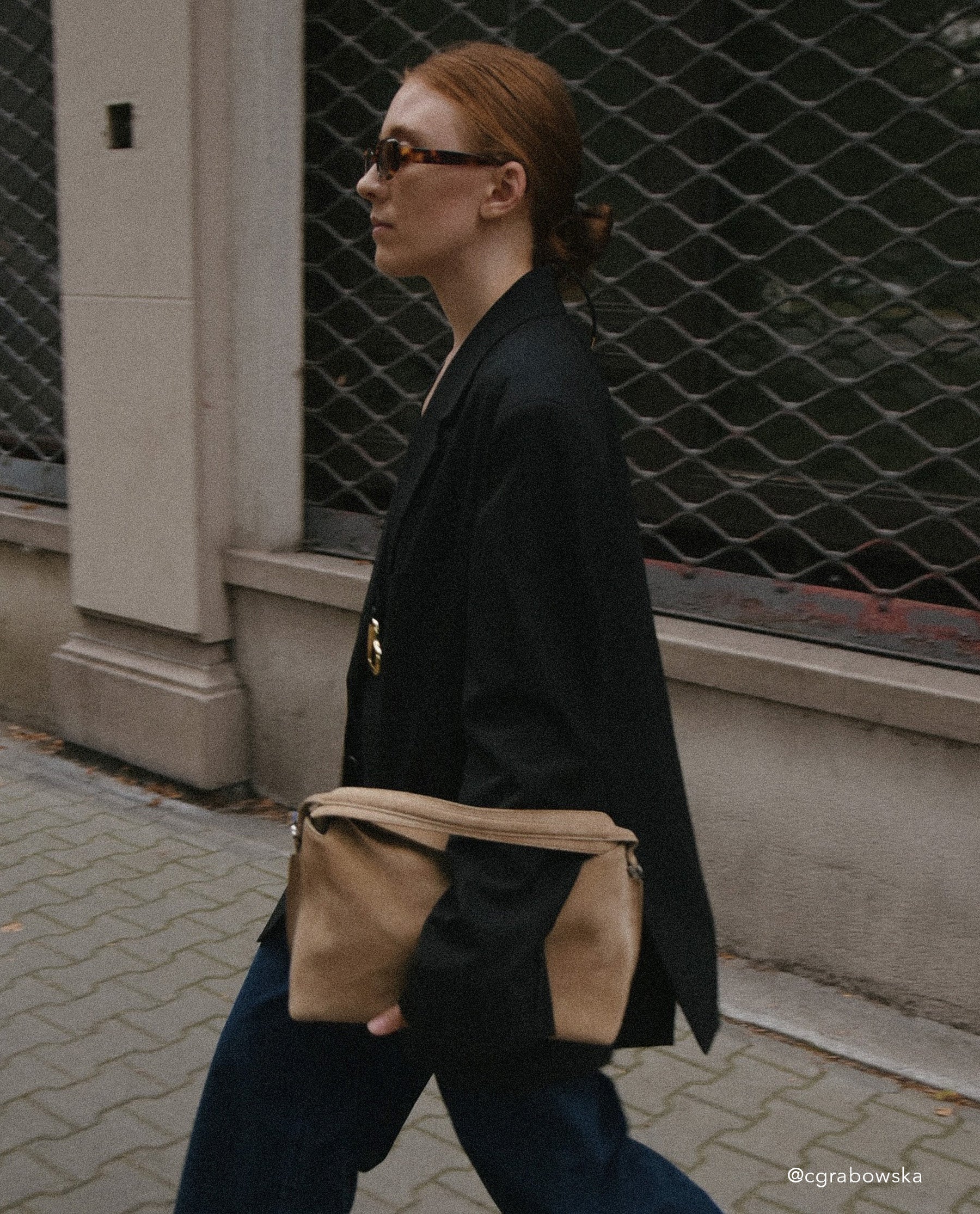 Hera Handbag Suede Sand - Image 6