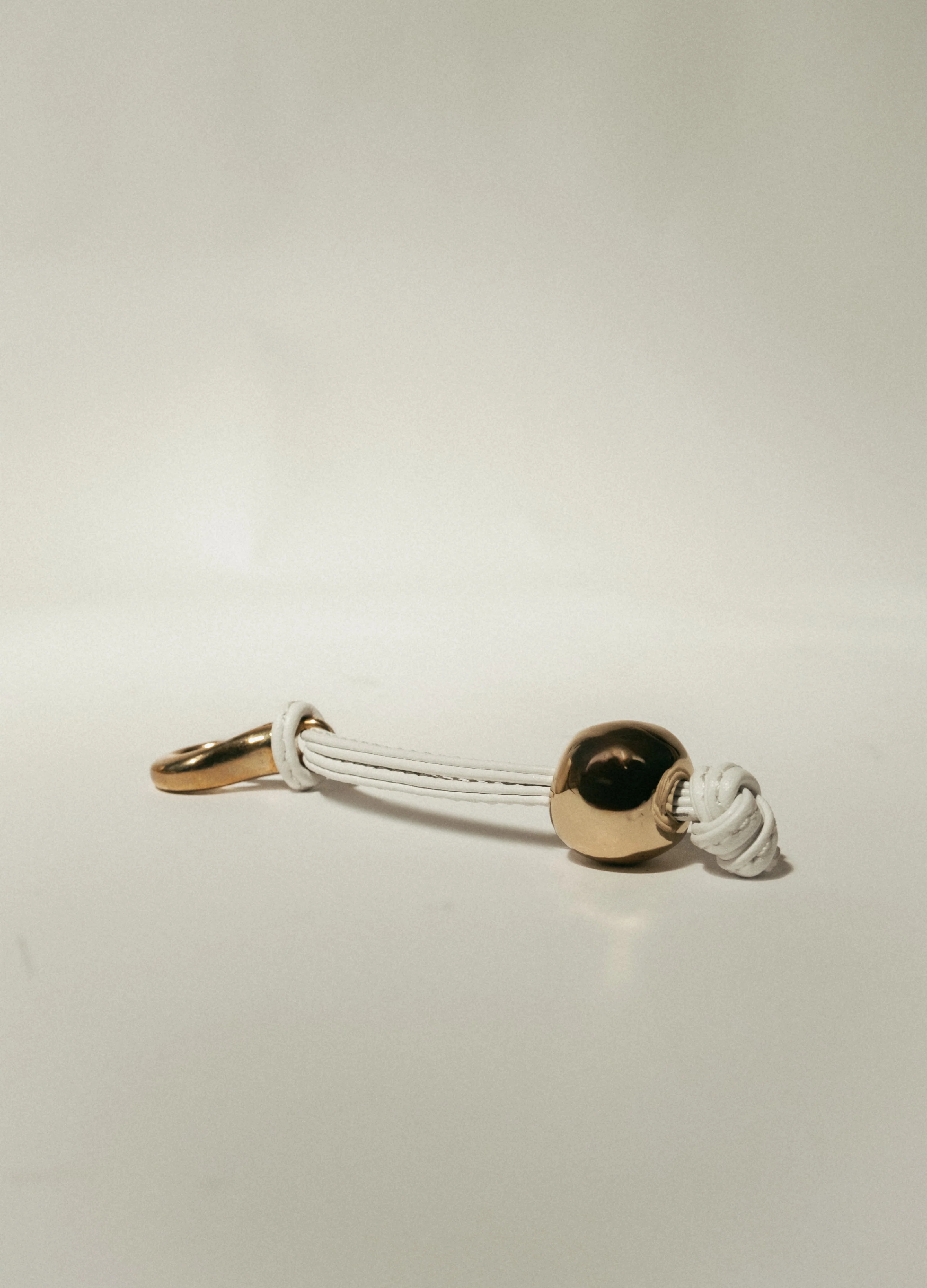 Kate Keyring Leather White - Image 4